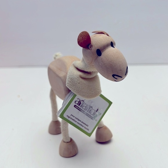AnamalZ Camel Poseable Wood Wooden Figure 10cm Preschool Steiner - Picture 2 of 7